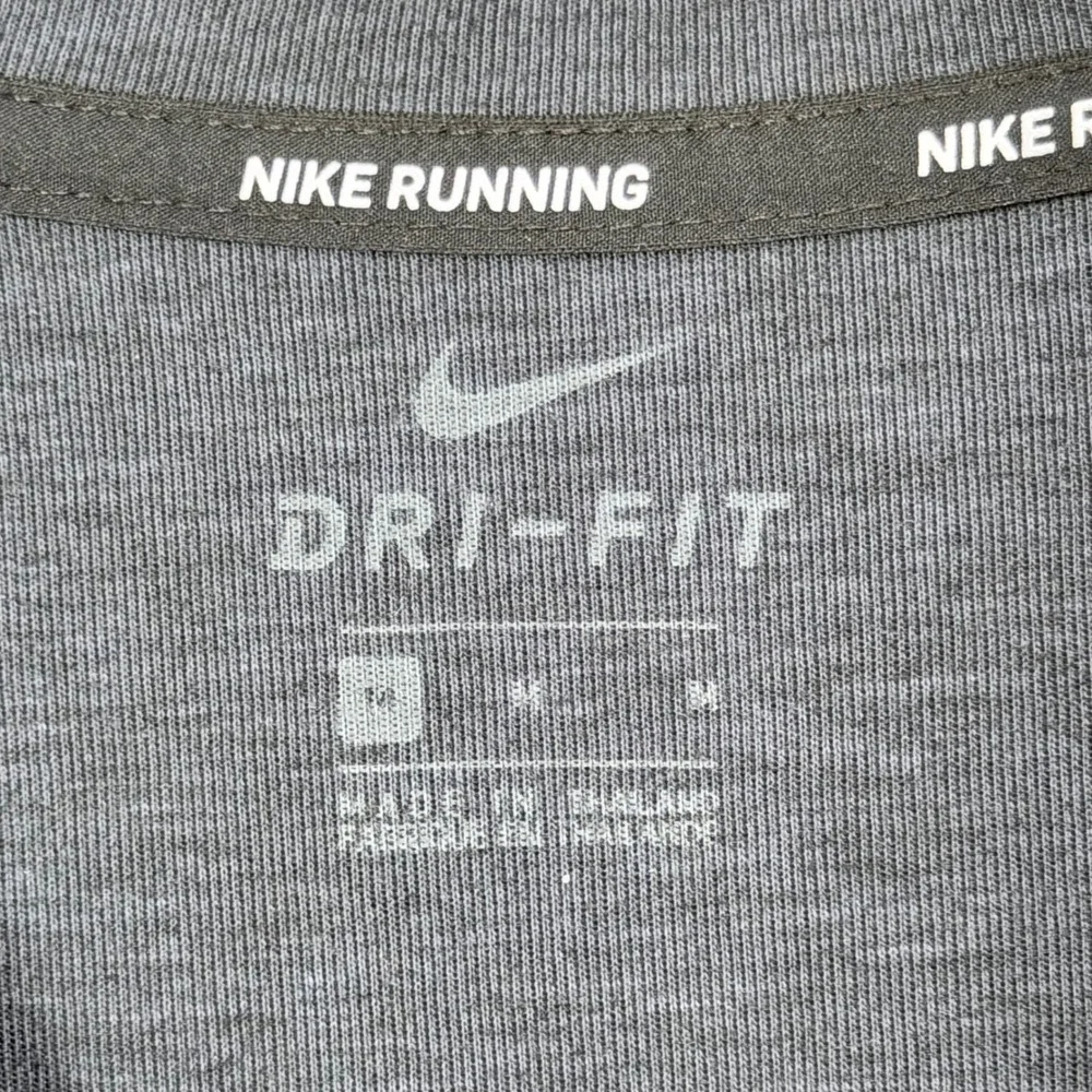 Nike Heritage Running Crew Shirt Mens M Thunder Blue Dri-FIT Long Sleeve Casual